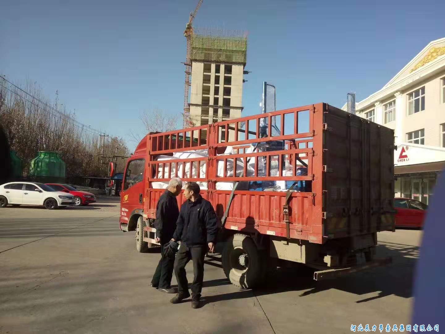 兩臺(tái)辰力32型鋼絲繩插套機(jī)發(fā)貨！